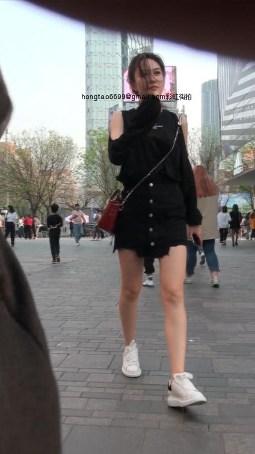 【海阔天空2021系列CD】55-抄底气质黑短裙美女黑色内裤
