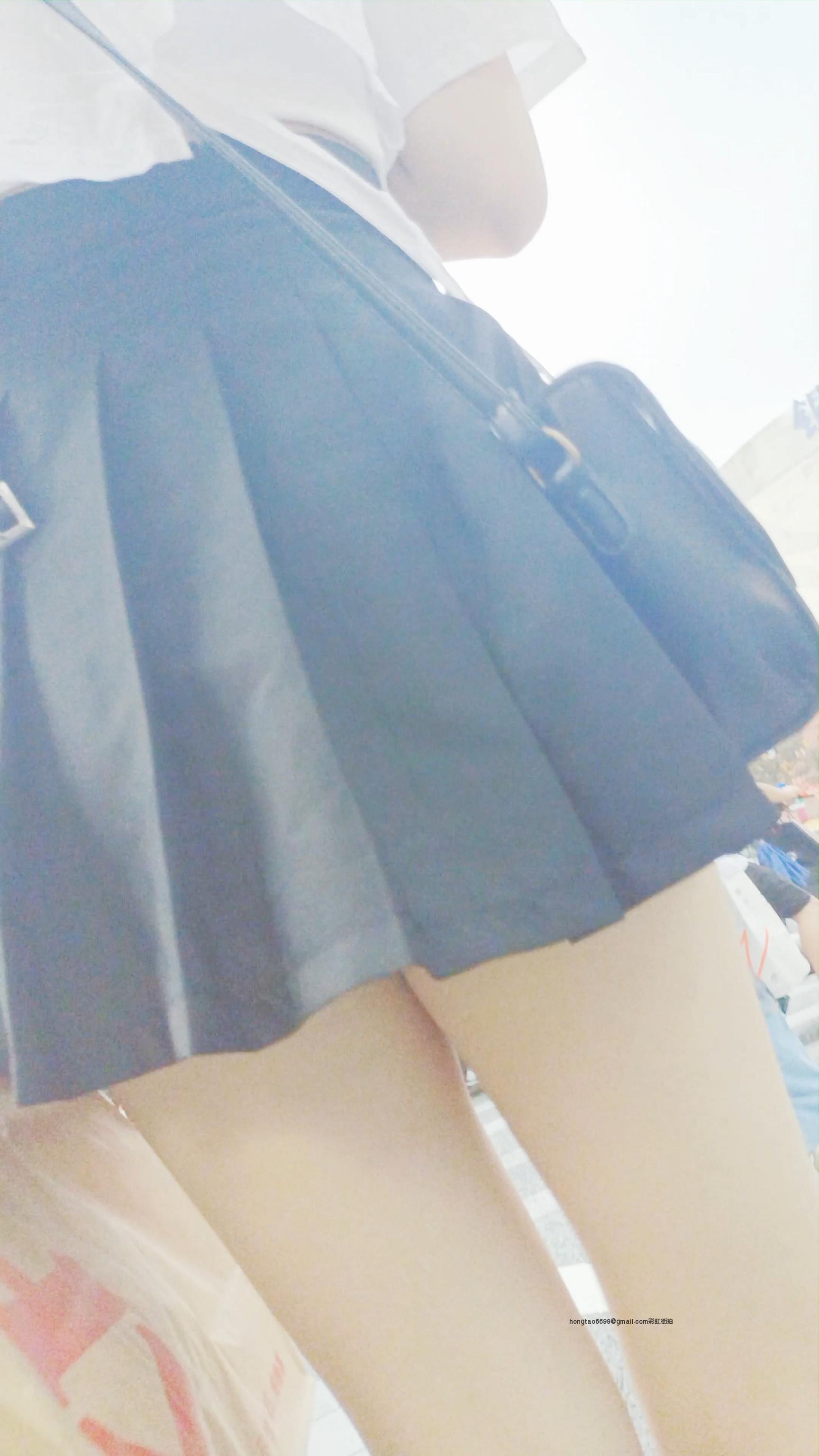 长腿黑短裙JK少女