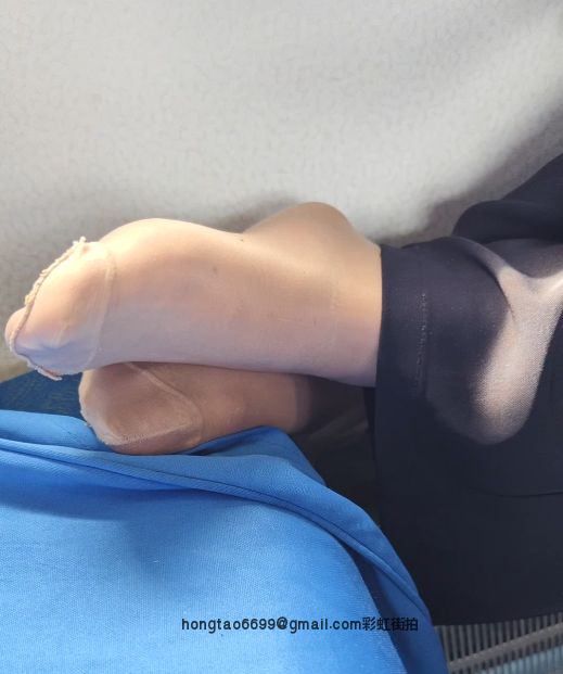 【独家原创】睡梦中大妈丝足的魅力8分42秒